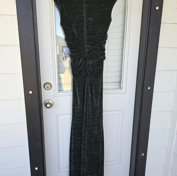 $249 Betsy & Adam Women Metallic Cap-Sleeve Surplice Gown Sz 8 Green Party - Picture 15 of 16